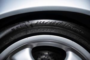 Porsche 911 Carrera RS 3.6 Touring 1992 года  (WW)